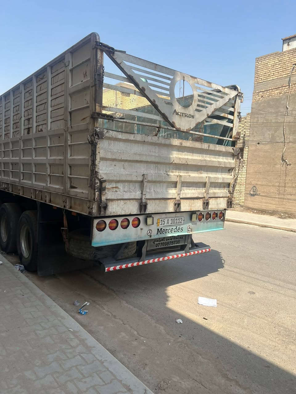 لبيع عمل جرف طول ١٣ ‭***********‬
