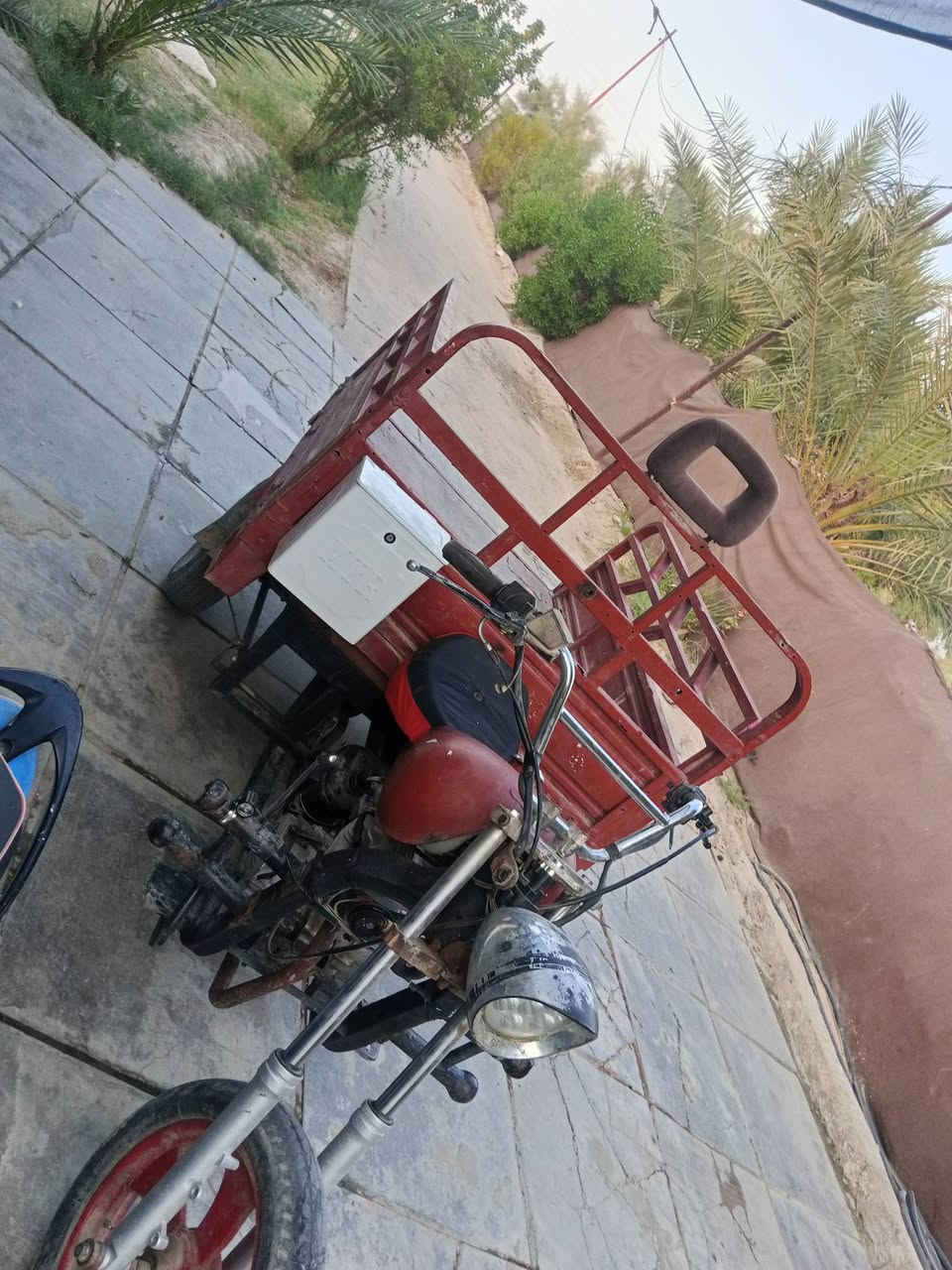 السلام عليكم ستوته كلك كلك تعمير جديد
مكفوله سرقه وعشاير  شاصي مكفول من زلغه 

مكينه نضيفه. اكسل صقر تايرات جديد 

ضفيره جديده ليت تشغيل هندر. وسلف 

سعر مناسب اتصل ودلل ***********     700 بيه مجال
