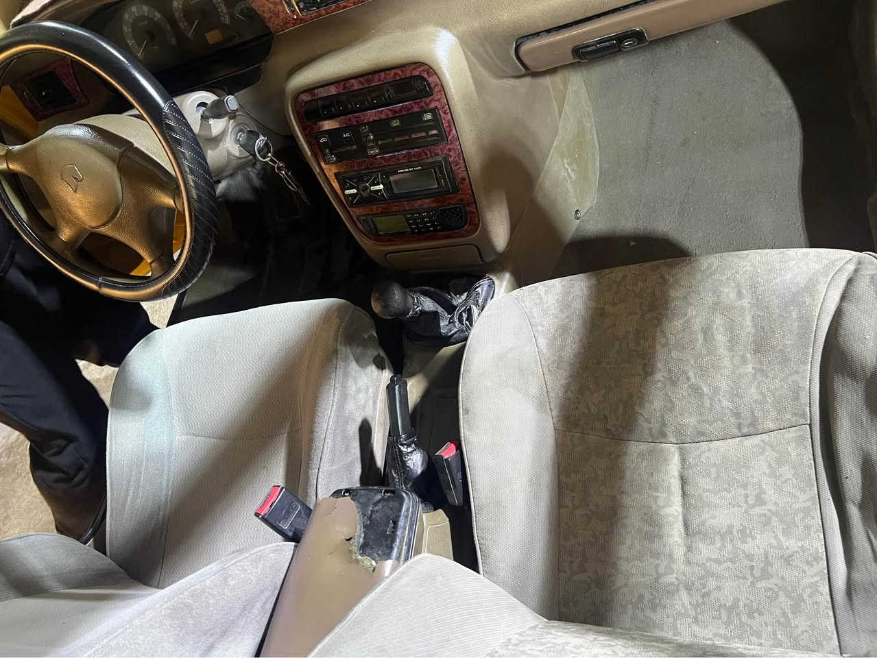 سمند ٢٠١١ رقم بغداد باسمي سنويه لل٢٠٢٩ السعر ٢٥ ورقه وبيها مجال لشراي *********** بغداد, العراق

