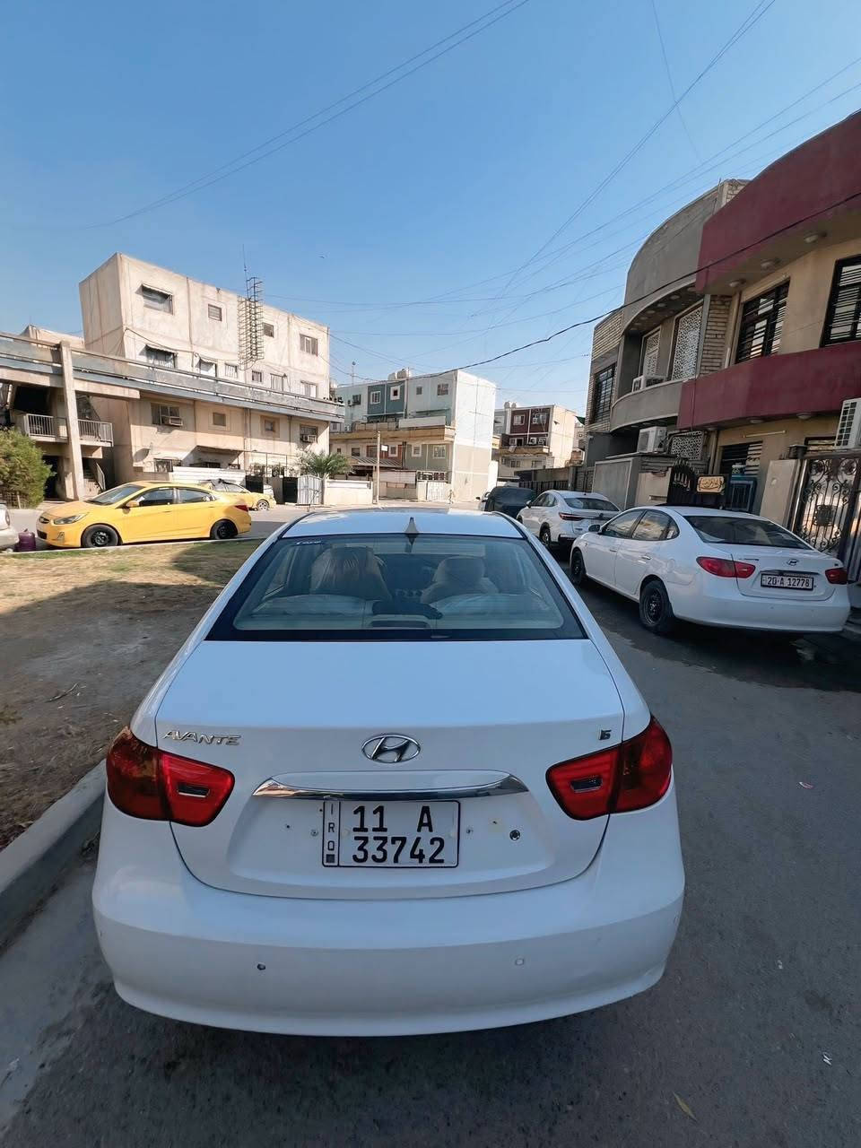 افانتي مكفولة من صبغ والتبديل ٢٠٠٩ محرك ١٦٠٠دكشن عالي 
السعر 99 وبيها مجال مكاني بغداد
***********
