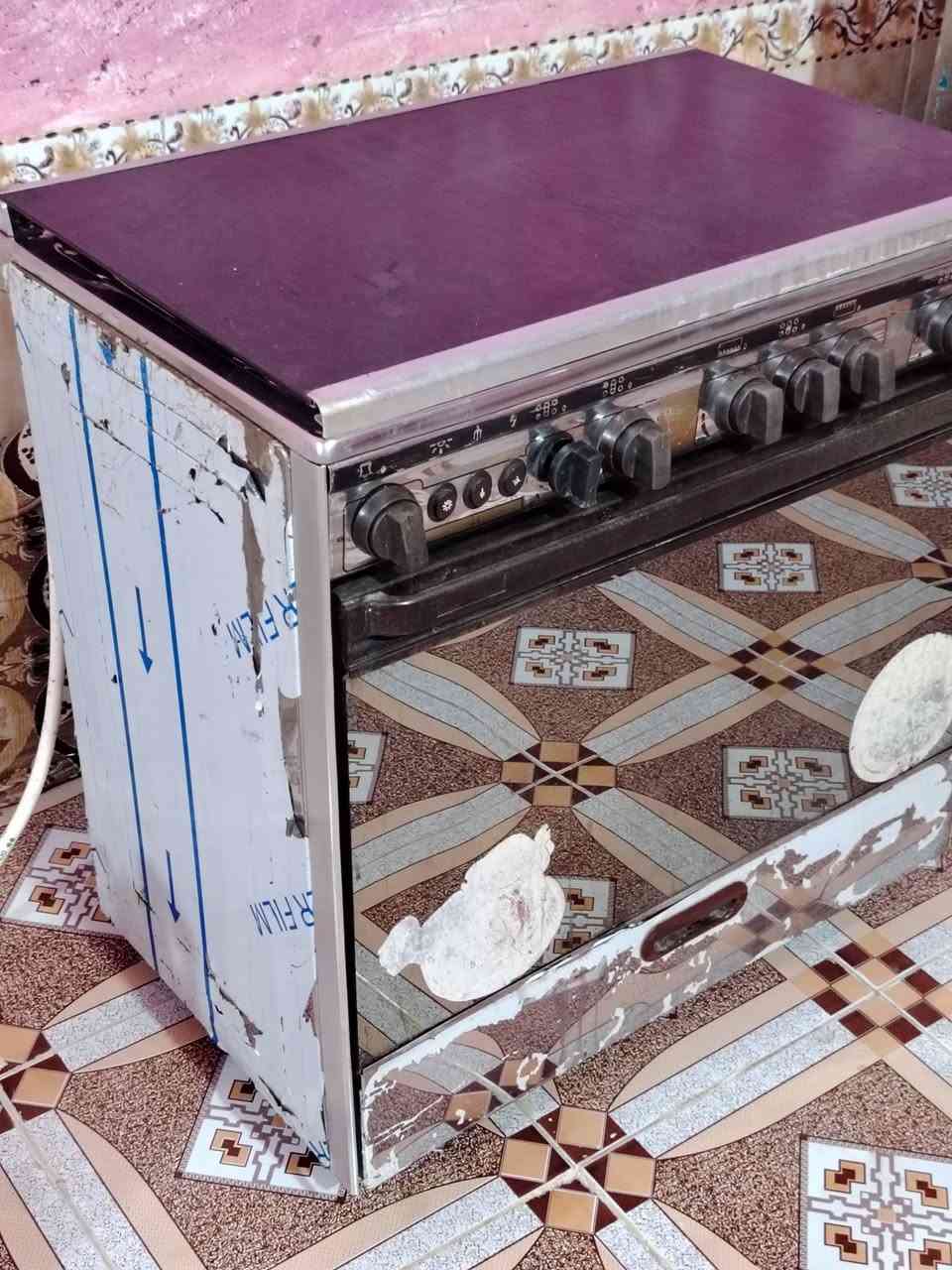 طباخ تكنو جاز مصري نضافه فول شرط شغل نار زركه افرانه شغاله السعر 200 وبي مجال***********
