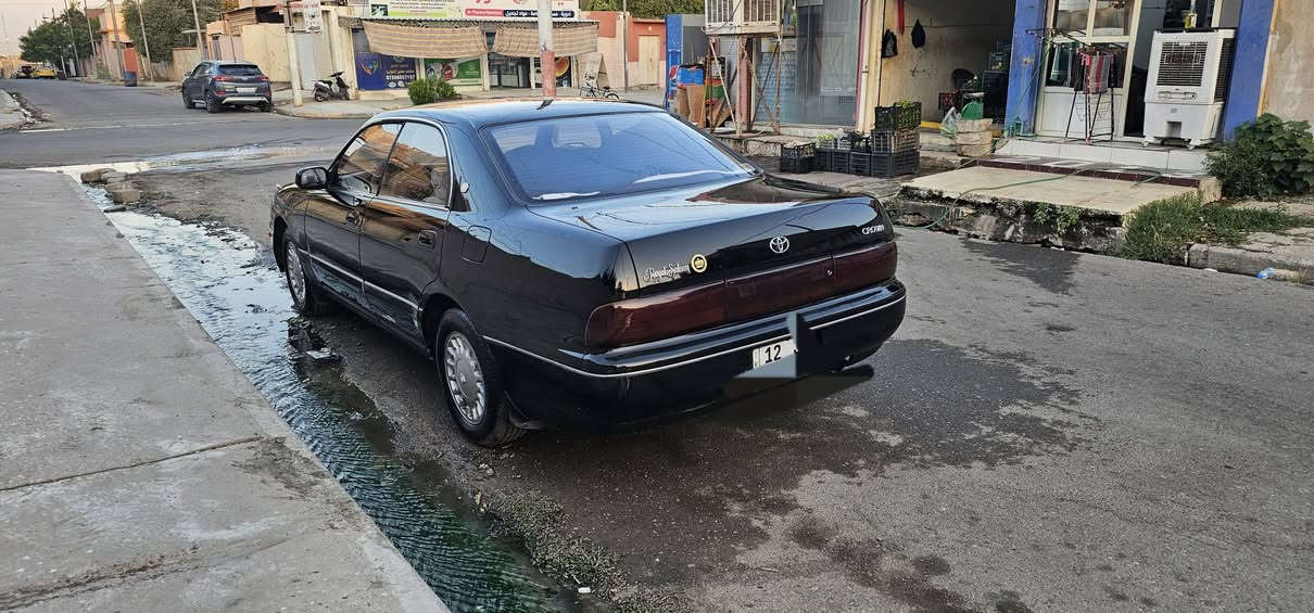 كراون بطه موديل 1992
السعر..69
رقم نينوى الجديد
الهزه قبل شهر مسويها 
تايرات قبل 5ايام طخم جديد
مري شفط 
بدون ضرر 
بدون صبغ
 بدون صرف
 بدون نفخ 
من النوادر تشوف هيج تحفه باقيه  نظيفه 
 مكانها موصل جانب الايمن 
سياره خام جديده ونظافه كدام العين 
للاستفسار اكثر  
***********
***********
