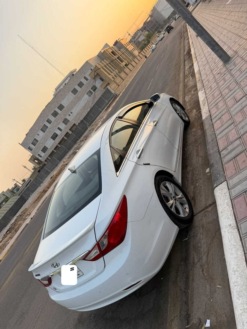 سوناتا 2013 خليجيه محرك 2400 بلادي
سياره جاهزه مابيه نقص 
بيه صبغ شويا بالهلال الخلفي وبارد بسيط بالبنيد 
رقم بغداد مشروع وطني بسمي 
مواصفات كشن كهرباء شفتات ستيرن 
سعره ١١٨ وبيه مجال مكاني كربلاء 
***********
