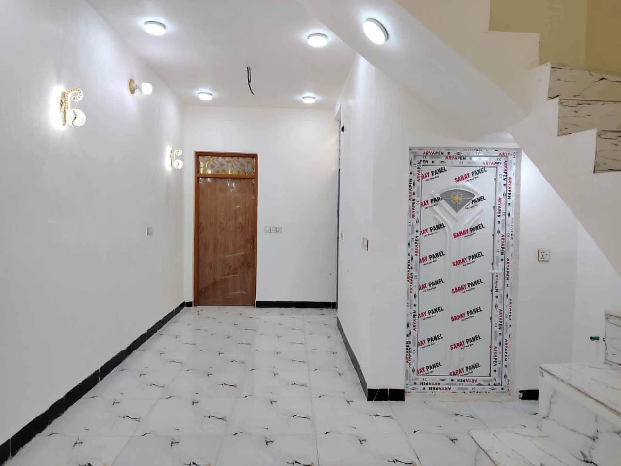 بيت للايجار🏠  50 متر الايجار سارع بلحجز سعره مناسب
مقابل ملحق قرية الغدير عمود 330 بلخط الثاني 

📍 الموقع: محافظة النجف الأشرف

بيت 50متر بناء جديد تانكي وصخان بي لبيت كامل معايزه شيء خط مولد بي لبيت  جاهز للسكن

🟠 تصميم الخارطة : 

غرفه  - صالة  -صحيات  -مطبخ - منور 
سطح مطبك شتايكر 
ــــــــــــــــــــــــــــــــــــــــــــــــــــــــــــــــــ

سعر اللايجار 200الف 

او من خلال الارقام التالية

 ***********
