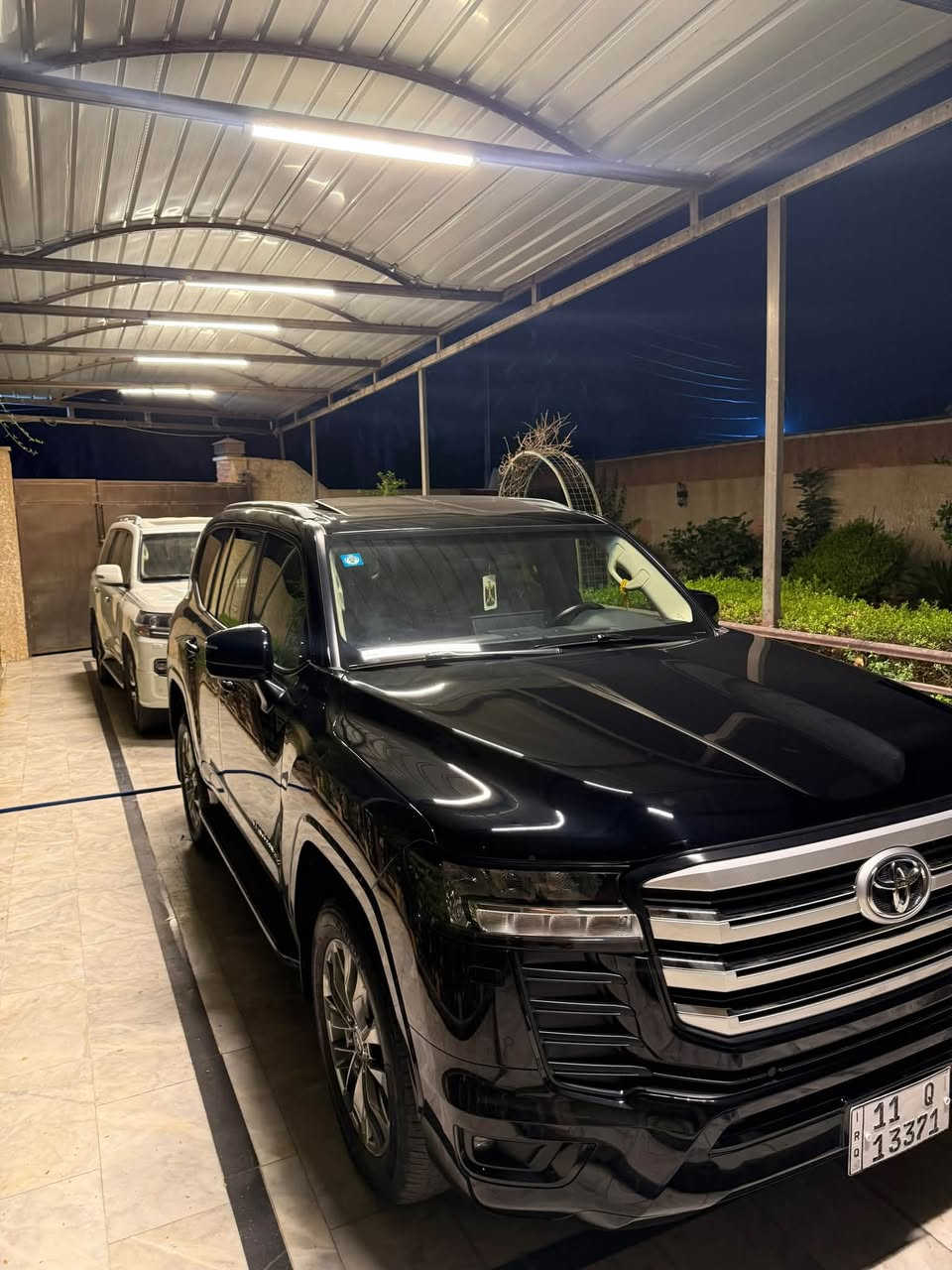 لاندكروز GXR • ٢٠٢٣ • رقم بغداد