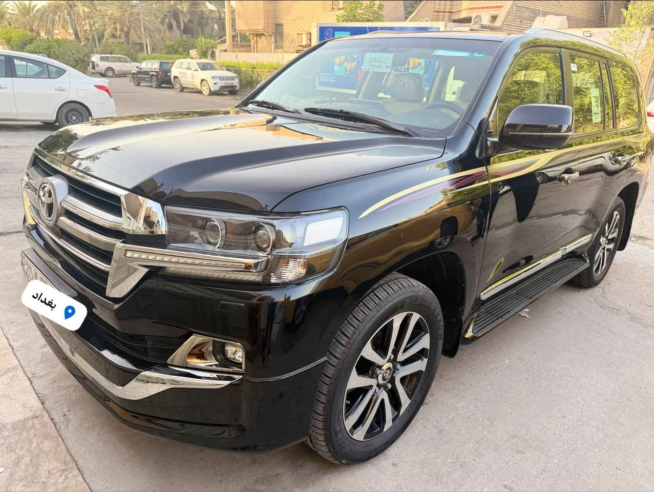 تويوتا لاندكروز 
موديل 2019 بريم اصل 
فول مواصفات للاخير اعلى فئة....  1/1
مكفولة كفالة عامه من  وصبغ وكلشي وتبديل وفتح  ماشيه 100 الف 
6 سلندر4000  كراند تورنك
فتحه سقف 
بصمات  2 تشغيل وابواب وصندوق 
صندوق كهربائية 
كشنات كهربائية 
شاشات داخليه
لايت زنون
لد امامي خلفي 
حساسات 
زراق لايت 
كاميرات 
انظمة قيادة 
رقم بغداد باسمي تحويل مباشر 
سيارة جديدة 
رقم الهاتف 
***********
العنوان بغداد
السعر 475 بيه مجال 
مكان سياره بغداد

نص مكتوب في الصور:
- 11 K بغداد
- بغداد