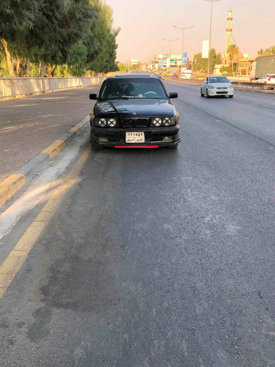 بي ام 525للبيع او مراوس بي ام هم مكاني موصل ***********
