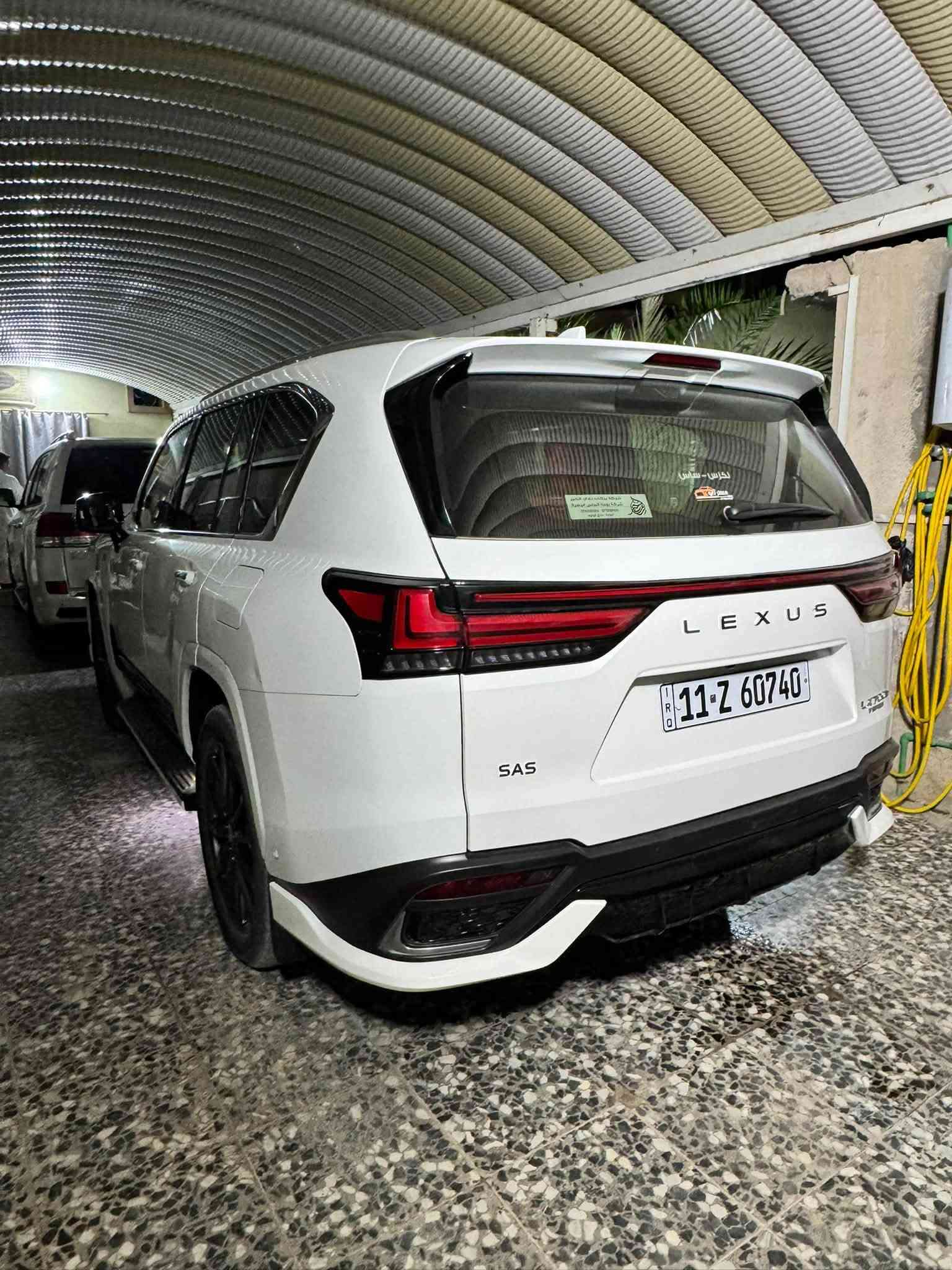 لكزس 2025 (LX700) نانو مغلفه ماشيه45 الف سعرها 14 شده قفل مكانها بصره ***********
