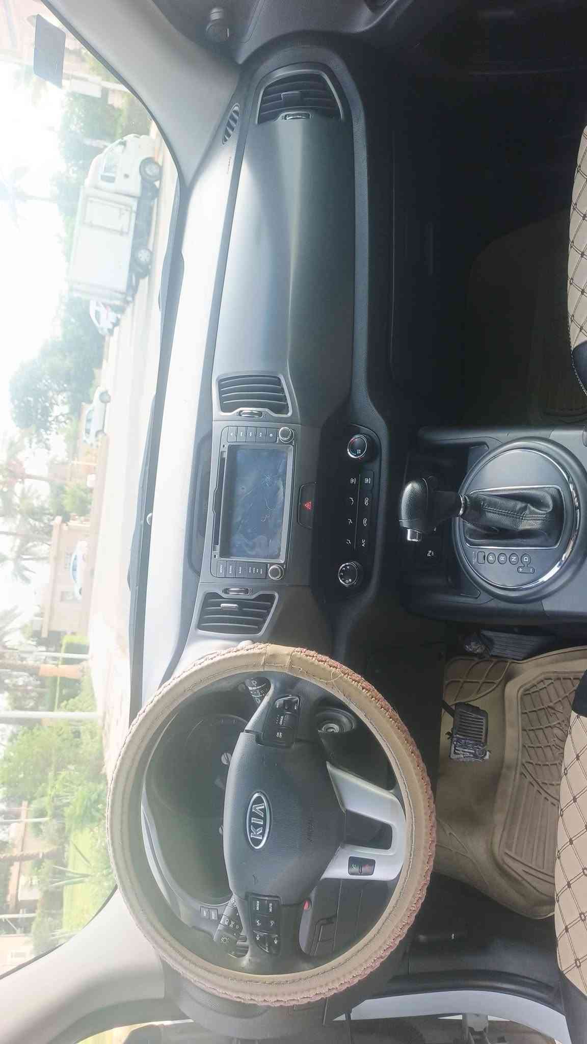 انسب سعر سبورتج
بلاش بلاش
سبورتج 214
بانورما
محرك 2000 دوش نظيف
حدايده وسياقه جديده عبالك موديل حديث
داخل نظيف
السياره بيه صبغ
3 اماكن
وبيه طخه من الامام شويه ضرر بالدواخل ومبدل بنيد وجاملغ ايسر بلاد نفس اللون 
هاذا مينحسب صبغ
المهم كلشي بسعره
السعر 112
واتحداك اذا اكو هيج بالسوك
تخم تاير
ويل كب حلو
تروح سونر وتشوف بعينك
وكلشي بالقناعه
سياره اعتماديه وكشره حلو
فحص وهزه كله جديد
العنوان اليرموك
رقم الهاتف ***********    ‏‪***********‬‏
