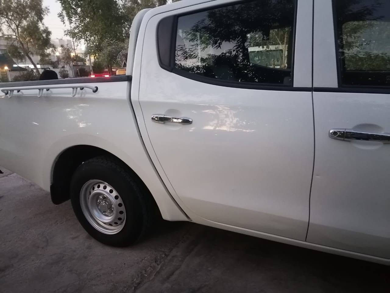 سلام عليك 
بيكاب دوج رام
سياره جاهيز بيدون نقص
سنويه جديد 2029
تحويل وكاله جاهز
سياره بيدون اي نقص جاهز تبريد تايرات صدر دواخل كلها جديد كير محرك بيدون اي عيب
كوبون بزين
سياره بيها باب سايق بغ ونص باب خلفي بغ
مكان كركوك
***********///***********
ره قم كركوك, العراق
