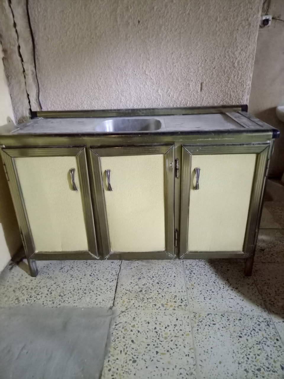 دعما لاصحاب الدخل المحدود اغراض مناسبة للتواصل ***********
