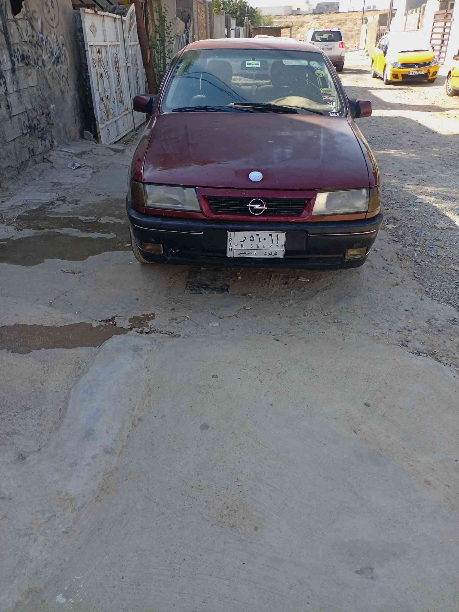 أوبل فكترا للبيع موديل 1992 بيها دفتر بانزين سنويه عظم عاج محرك 20 تايرات جديد استيرن باور كاهربائياته كله شغال كير محرك شرط شرط التحويل و الوكالة السعر27 بيها مجال بسيط للاستفسار ***********
