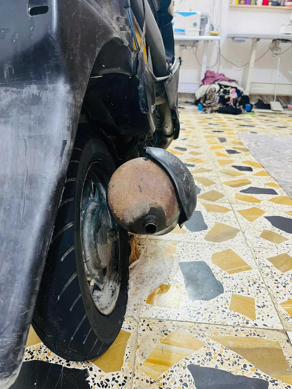 دراجه البيع نوع سازوكي رياضي نضافه 75/كهربائيات شغاله كلجات جدد دراجه شلعه ومعدل مفتوحه مره وحده صوته ناعمه تاير خلفي جديد كفراتها موجوده 
دراجه اوراق سعر 215لرقم ***********
