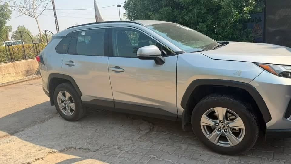سلام عليكم 
للبيع rav4 موديل 2024
محرك٢٥٠٠ هايبرد 
دفع رباعي awd
مثبت سرعة 
تحكم مقود 
شاشة وسطية 
وضعيات قيادة متعددة 
حادث بسيط مرفق مع صور سيارة 
السعر ٢٣٥٠٠ وبي مجال بسيط 
للاستفسار الاتصال على رقم 
***********
