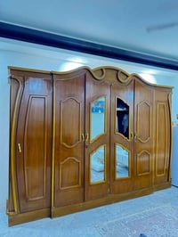 خشب جاوي • درجة أولى • كشن موجود