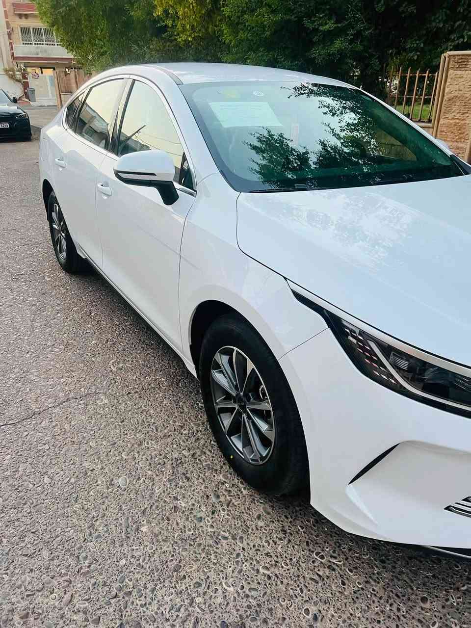 سلام عليكم
اخي العزيز قبل لا تخابرني اقرة منشور بعد خابرني  تشلع عيوني رجاءً مو شراي لا تكسر بل سيارة ولا تخابر 

بي واي دي ديسترويل 

ماشية 2000km

سيارة كفاله عامه فقط بي رصعه وحده موجوده بل صور ول باقي كفاله عامه 

غراض كامل وياة بلادي 

مواصفات سيارة معروفة 

سعر سيارة 142 بية مجال بسيط 

***********📞واتساب 

سيارة مرقم اربيل تحويل ثاني يوم احولك بشرط
مكان سيارة اربيل
