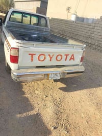 تويوتا • ٢٠٠٠ • بيجي