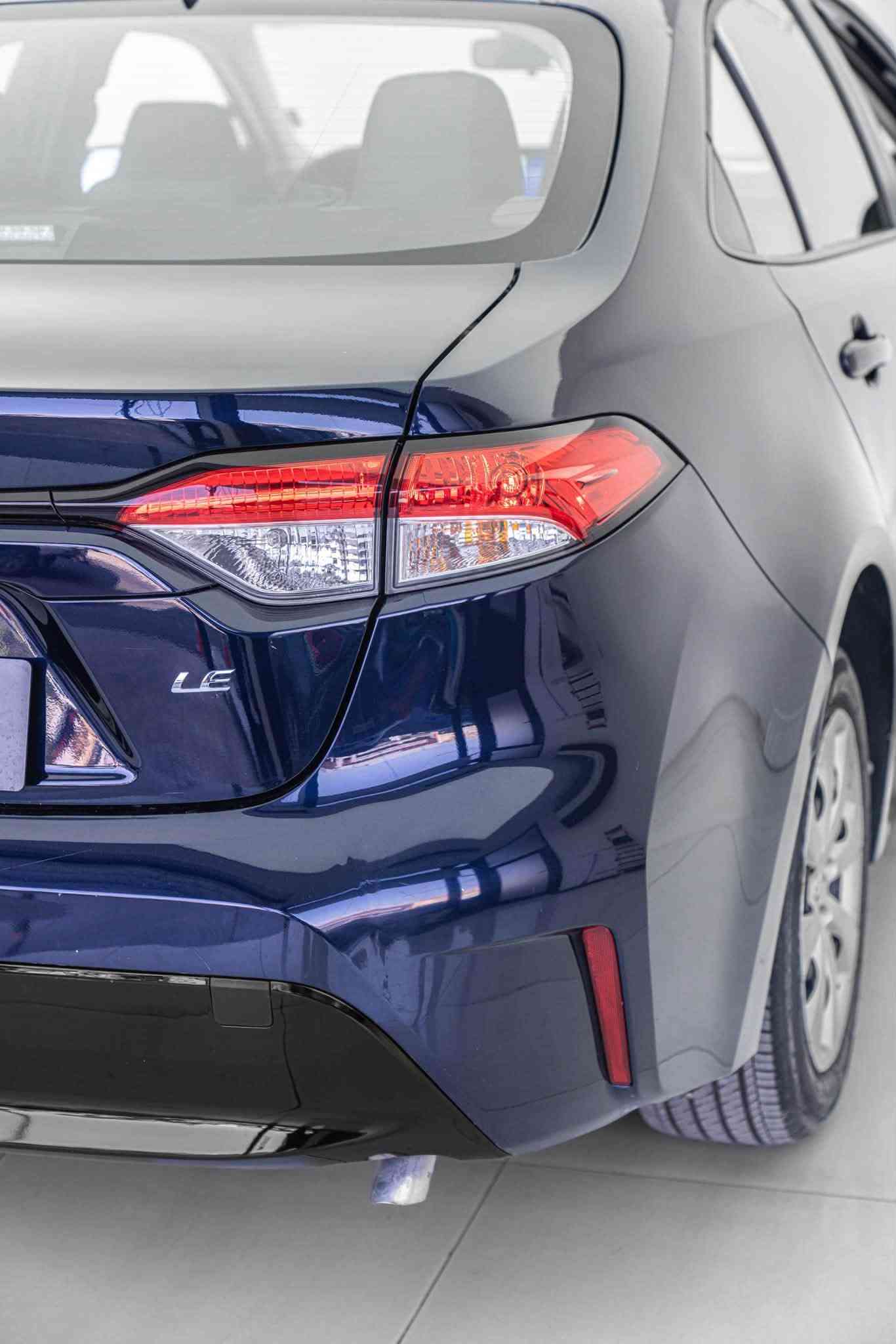 ارخص كورولا ب كل السوك 🔥👍🏻
Toyota Corolla 2024 LE
تويوتا كورولا ٢٠٢٤ ال اي

مكينة ٤ سلندر حجم ٢.٠لتر تنفس طبيعي
ماشية ١٤ الف ميل و بحالة جداً ممتازة 

ضرر السيارة جاملغ و باب خلفي بدون دواخل و ايرباك
سيارة كلش كلش نظيفة رقم كاتي تترقم شمالي 
رقم شاصي : 5YFB4MDE9RP181399

سعر السيارة 135$ يعني شدة و خمسه و ثلاثين ورقة و مجال
سيارة موجودة ب دهوك و بيها سونار و ابيع ب شرط 
لي اي استفسار عن السيارة اتصل علي الرقم
(***********)

نص مكتوب في الصور:
- COROLLA