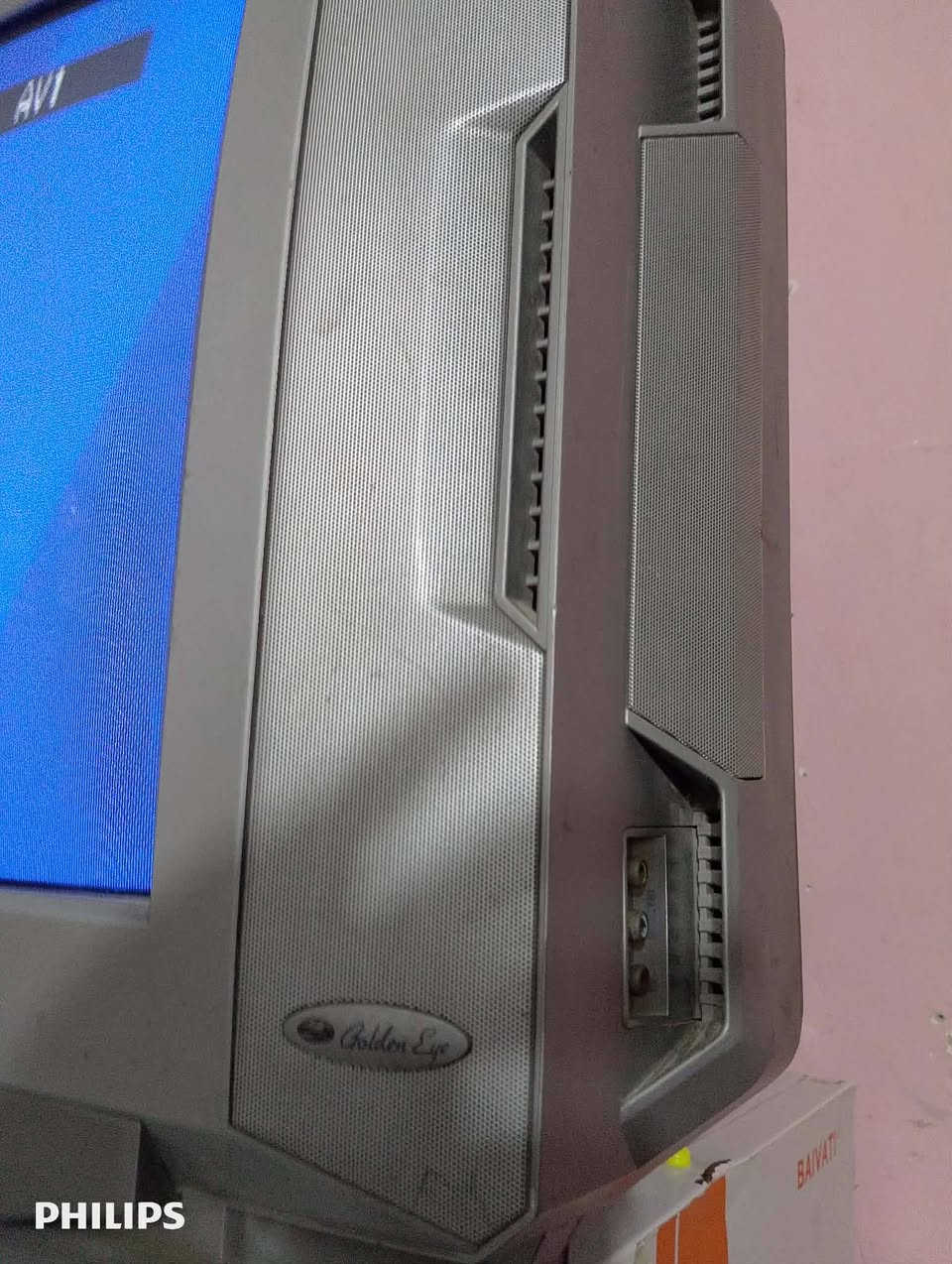 السلام عليكم  تلفزيون LG  حجم 21 السعر 15 الف بغداد الامين ماعندي توصيل ***********
