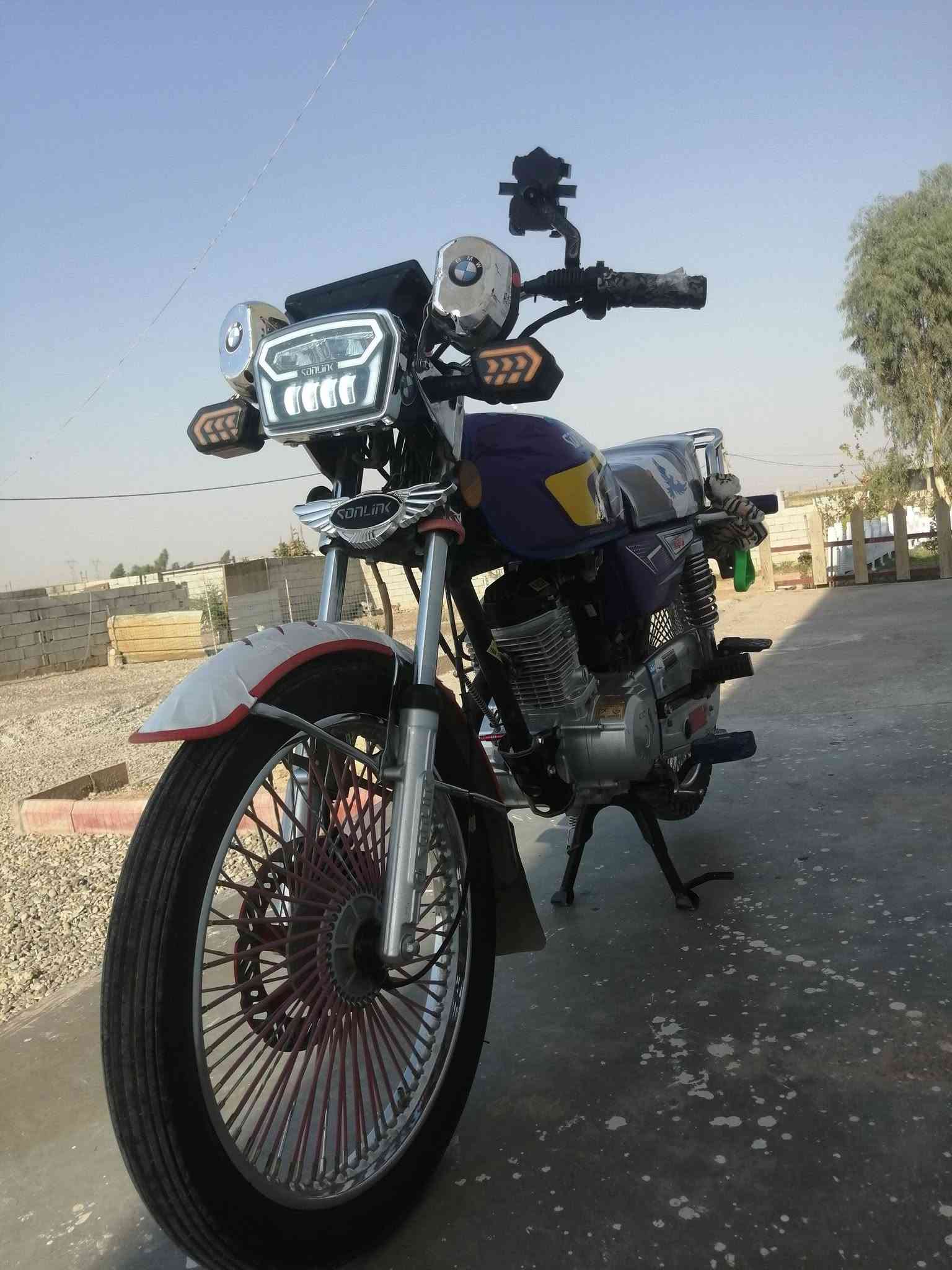 للبيع سونيك باب اول
5نمره موديل 24✅
شاشة شغاله ✅
كهربائيات كله شغاله ✅
الدراجه نضيفه بمعنه الكلمه ✅
محرك شرط صبانه مامضروب عليه ✅
رزانه سرعه فول درجه مال جناي ✅
السعر ٦٥٠ وبي مجال قليل  ✅
اتصل *********** كركوك ✅
