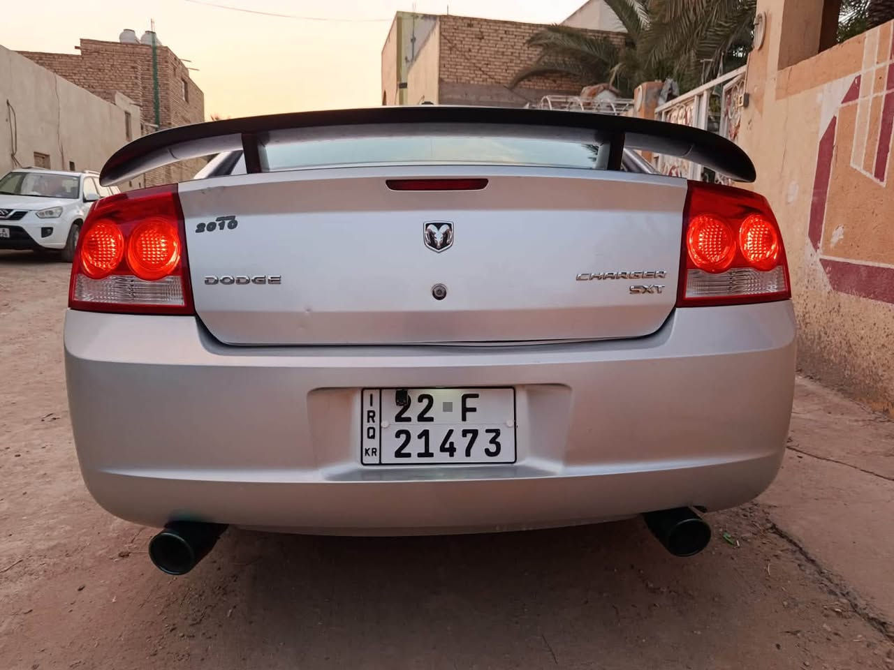 السلام عليكم
موديل 2010 
مكينه وكير وحداديه كفاله 
السياره بسمي رقم اربيل 
السياره ماعايزه من كلشي 
السونار مرفوق بالمنشور 
السعر 110 بيها مجال بسيط
الاستفسار الرقم ***********
