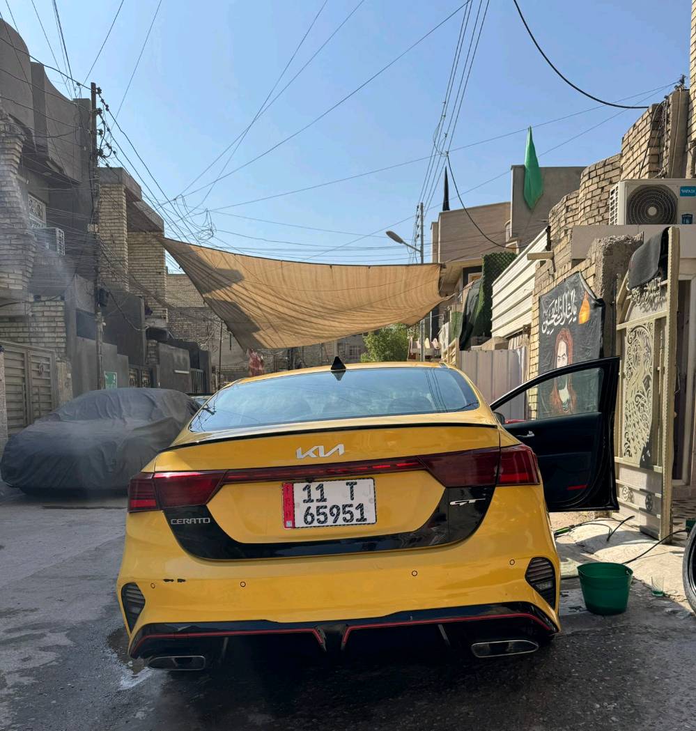 الشراي يتصل  *********** السلام عليكم 
سيراتو  2023 السعر 110 مجال بسيط بسمي مصفره هيئه غرامات هزه جديده تحويل مباشر 
سياره على وضع الوكالهGT فول موصفات اعلى فئه المحرك 1600 تيربو والكير 7 نمر محرك كير كفاله من فتح البرغي التبريد ثلاجه منظومه غاز السياره وارد استرالي تجي مقود يمنه ويفتر يسره شغل بلادي شركه فقط الدشبول يتغير الباقي بلاد رقم بغداد بسمي السياره مصفره ومهزوزه كبل تحول حادثها بنيد مبدل نفس الون تفصيخ وجاملغات بس بدايتهن شاصي الايمن مجرد تعديل بسيط مكفول من تجوي والحيم والكص  ورصعتين يمكن  بالجاملغ الخلفي وبالباب بدون لا بارد ولا حار مجرد معجون ع كد شبر سياره خير من الله ما بيها نقص برغي لايتات زنون مكاني بالديات