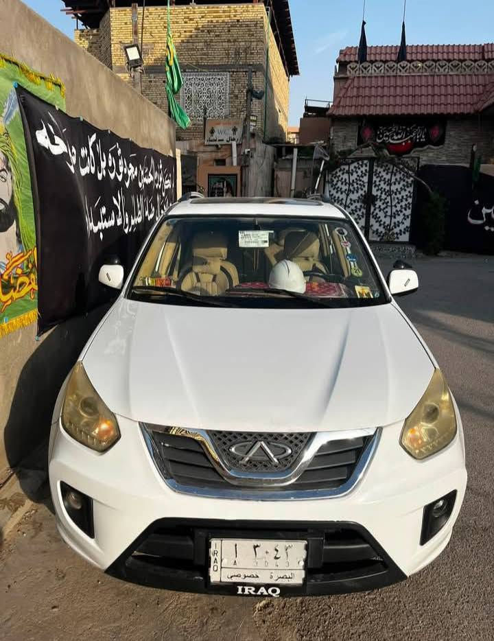 السلام عليكم سياره تيكو لبيع مكفول من جميع النواحي مصبوغة عام تخم تاير كير ومكينه مكفولات نضيفه جدا دوشمه جديده كلش حلوه السياره 2013 بس أمس غسلت المكينة وكامت اتخربط كلشي بيها شغال تبريد ويه السويج وهذا رقمي بيه واتساب ***********
