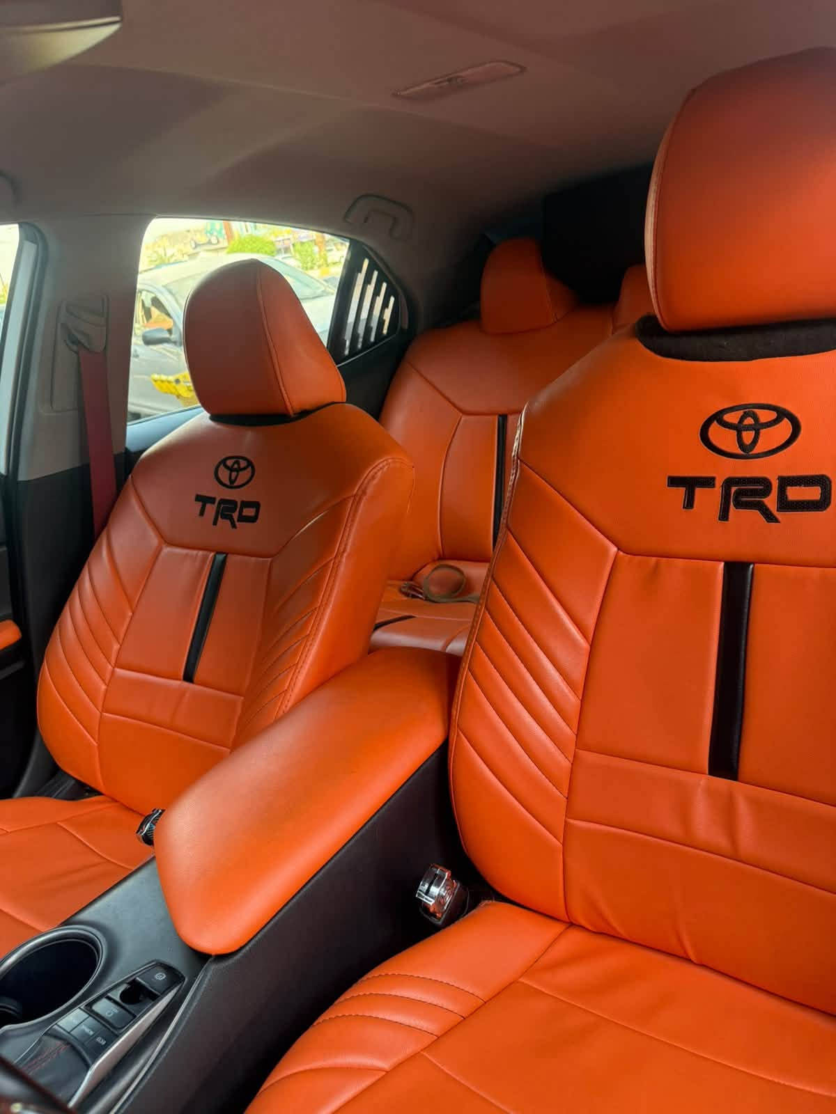 للبيع كامري 2023 | 6 سلندر 🔥🚘

السيارة مرتبة وملفتة، لون أبيض مع سقف أسود وستايل رياضي TRD.

✅ محرك 6 سلندر
✅ موديل 2023
✅ داخلية جلد برتقالي مع تطريز TRD
✅ كراسي كهرباء
✅ شاشة وسطية
✅ تشغيل بصمة
✅ تحكم ستيرن
✅ جناح خلفي ودفيوزر رياضي
✅ جنوط سوداء
✅ إضافات رياضية داخلية وخارجية
✅ نظافة واضحة بالصور
✅سونار مرفق مع الصور

📍 الموقع: الفلوجة
🛣️ الممشى: 60,000 mile

🌍 الوارد:امريكا

📞 للتواصل: ‬***********
‭***********‬
