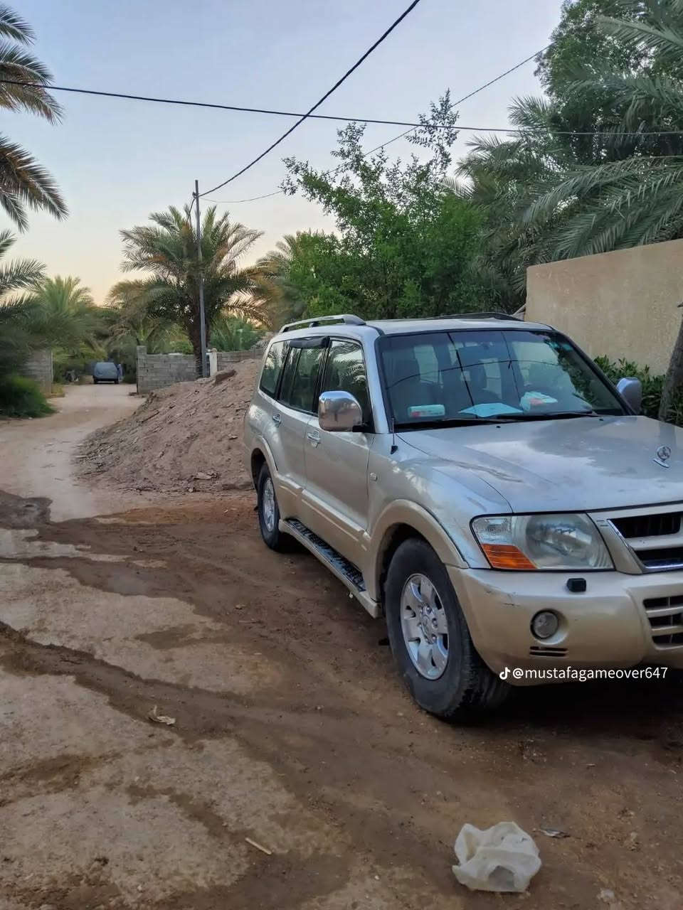 السلام عليكم باجير 2006 للبيع كفاله عام من المحرك و الكير و الضرر
1.محرك 3000 6 سلندر. 

2. 7راكب.                      

3. 3 قطع تبريد.              

4.كلين تايتل.                  

سعر 115 وبيه مجال للطيبين العنوان النجف الأشرف قضاء 

واتساب ( ***********)

نص مكتوب في الصور:
- @mustafagameover647
- @mustafagameove