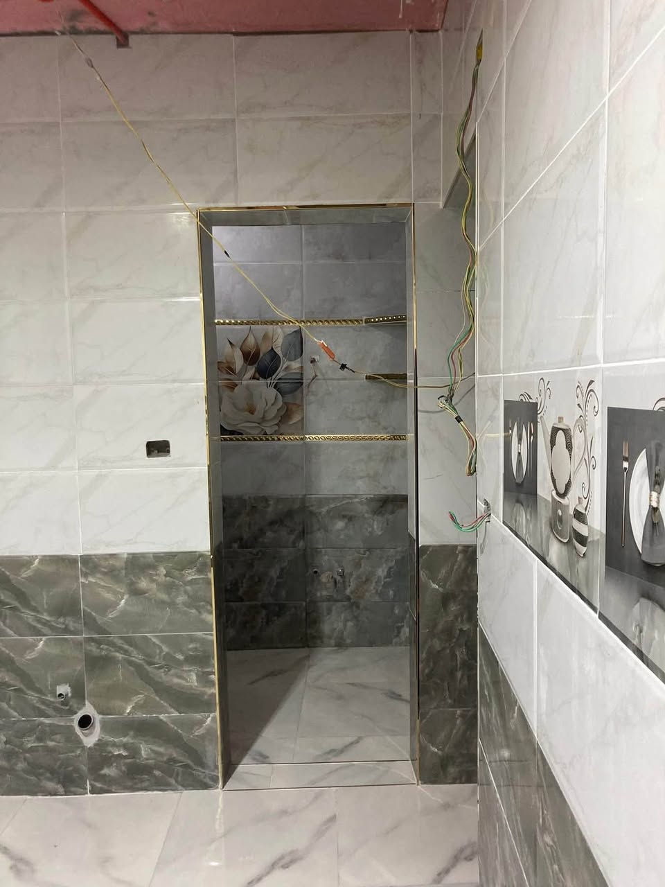 سلام عليكم 
اسطة سيراميك موجود 
كل مكان اشتغل
شغل حلوو 
سعر مناسب 
***********
