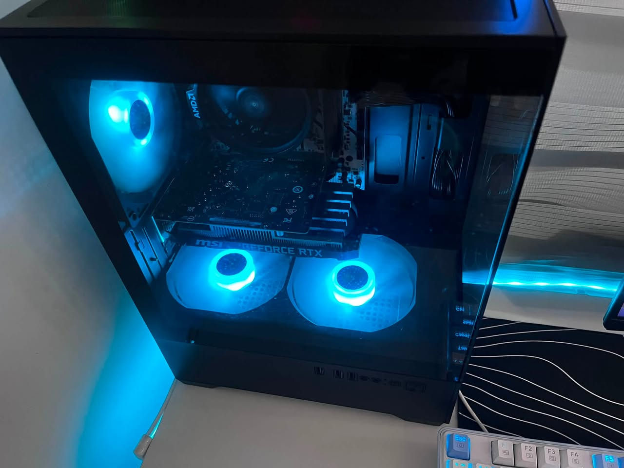 رايزن ٥ ٥٥٠٠X • RTX 3050 • m.2 ٥١٢