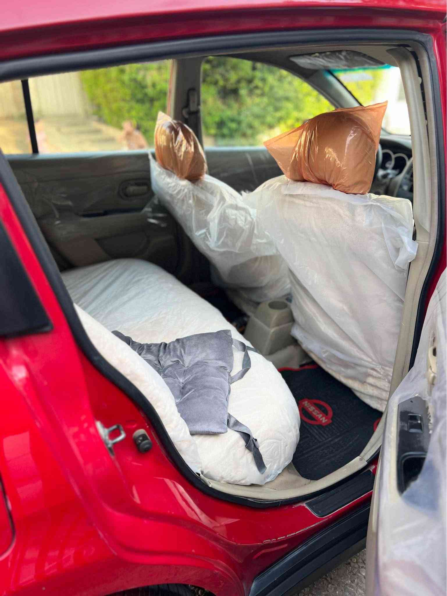 سلام علیکم
نیسان تیدە ٢٠١١
سیارەکە زۆر خاوێنە ماشاءللەی دەوێت 
بێ بۆیاخە
گێڕ مەکینە تەبرید تەقەو ڕەقە هەمووی بە شەرتە
وکالەش بەشەرتە
کلین تایتل 
٥٠٠$ غرامەی لەسەرە دوای مەعمەلە دەتدەمەوە 
تیدەی ئەوها خاوێن نەماوە ماشاءللە 
***********
*********** أربيل, العراق
