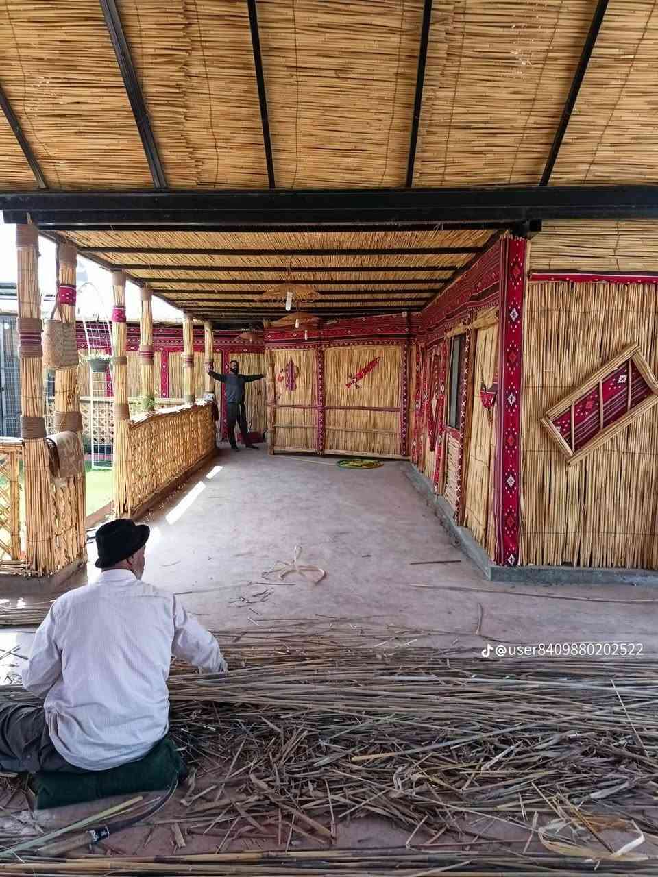 *********** السلام عليكم ورحمة وفرنالكم سياجات مال حدايق يستخدم ديكورات تراثية للمطاعم والكوفيات والمضايف وسياجات الحدايق مكاني بغداد وهاذ رقمي *********** واكو توصيل مكاني بغداد
