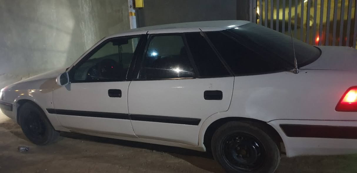 سلام عليكم اسبرو للبيع محرك مفتوح كير عادي سنويه ساقطه تاخذ مني صافي سعر ٢٣وبيها مجال لاتصال ع رقم ***********
