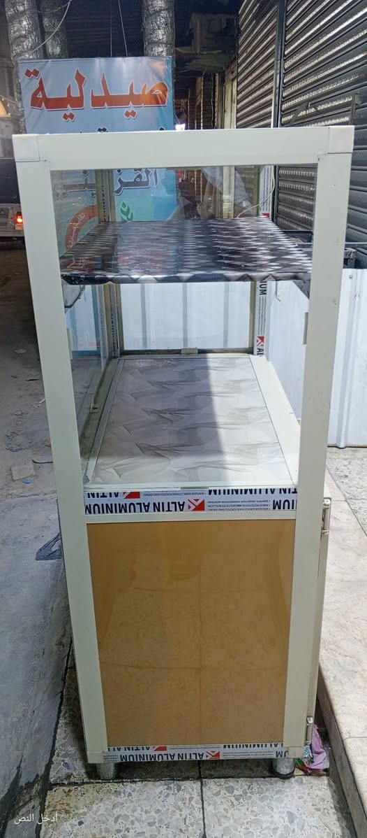 عارضه جامخانه كاونتر 
120×60 الارتفاع 150
فقط الاماميه الجامه كسرت اثناء التصوير باجر تتبدل 
تفيد ابو الريوكات الصباحيه 
بغداد الكرخ شارع حيفا 
للاستفسار اكثر واتساب او ماسنجر(***********)
