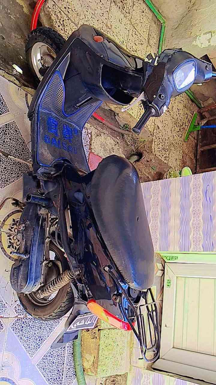 السلام عليكم بيجي 9زروف كمله كفرات درجه شلعه معدل نظيفه كلشي شغال بيه بس عوزه بتري مكني كرمت بني سعيد السعر 300ويه مجال واذا اكو مراوس راوس خاص مفتوح وهذه رقمي ***********
