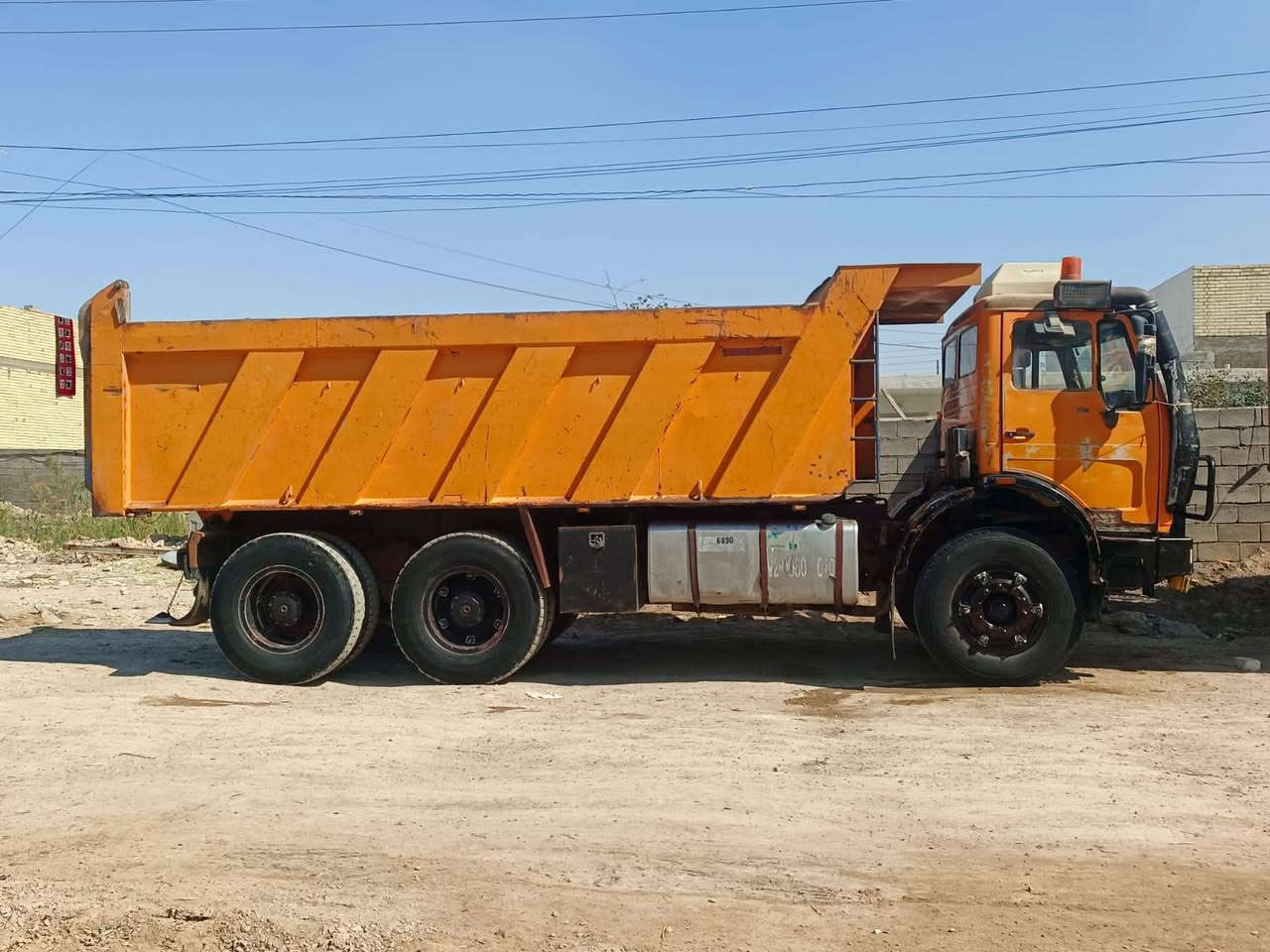 سلام عليكم لبي لبيع موديل ٨٢ قمار بلاديه لا صبغ ولا خياس مكينه ٤٤ لا تنقيص ولا تبخير كير ١٦٠ مجموعه جيف وربه سياره رقمه واسط بسمي ثاني يوم تحويل *********** ستفسار
