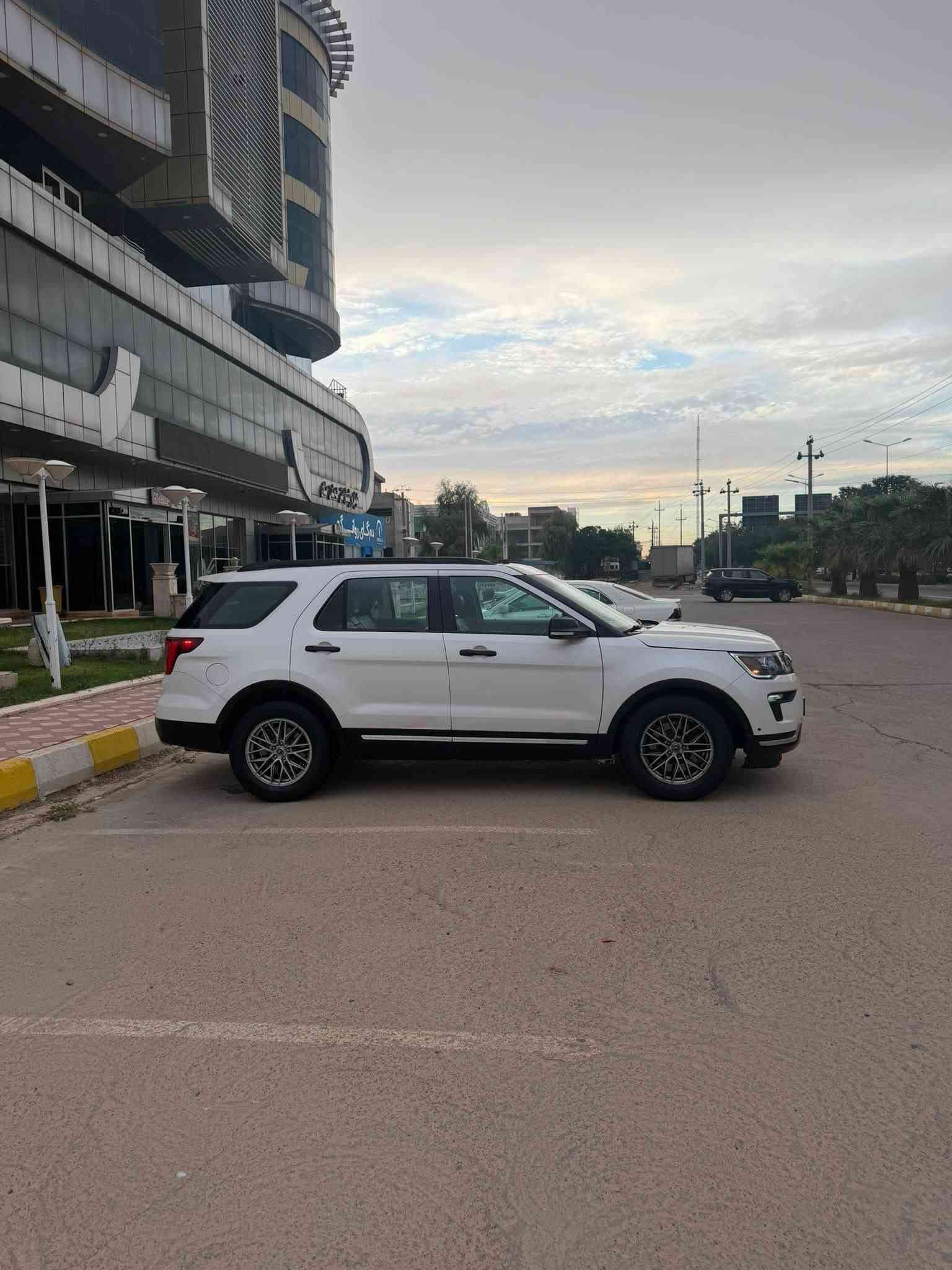 اكسپلور • ٢٠١٧ • دبل اكسل
