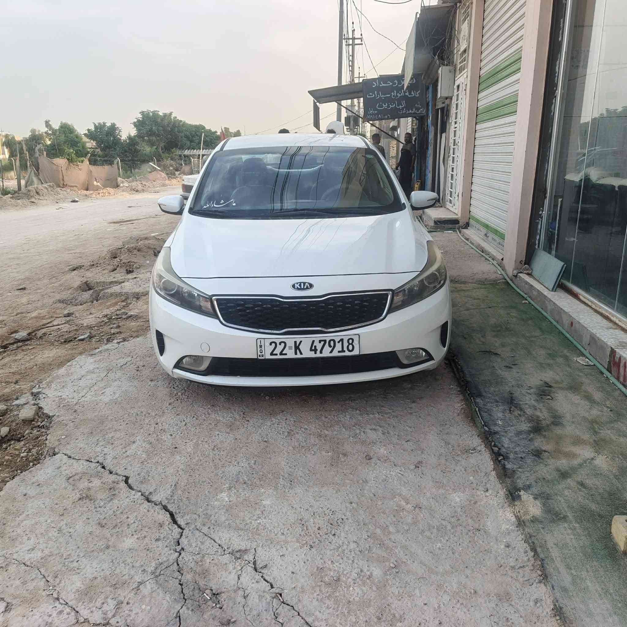 سيراتو مديل 2018 مكفوله كفاله عامه سياره جديده ماشيه 102 السياره احله من صوره السعر 133بي محال قليل ***********

