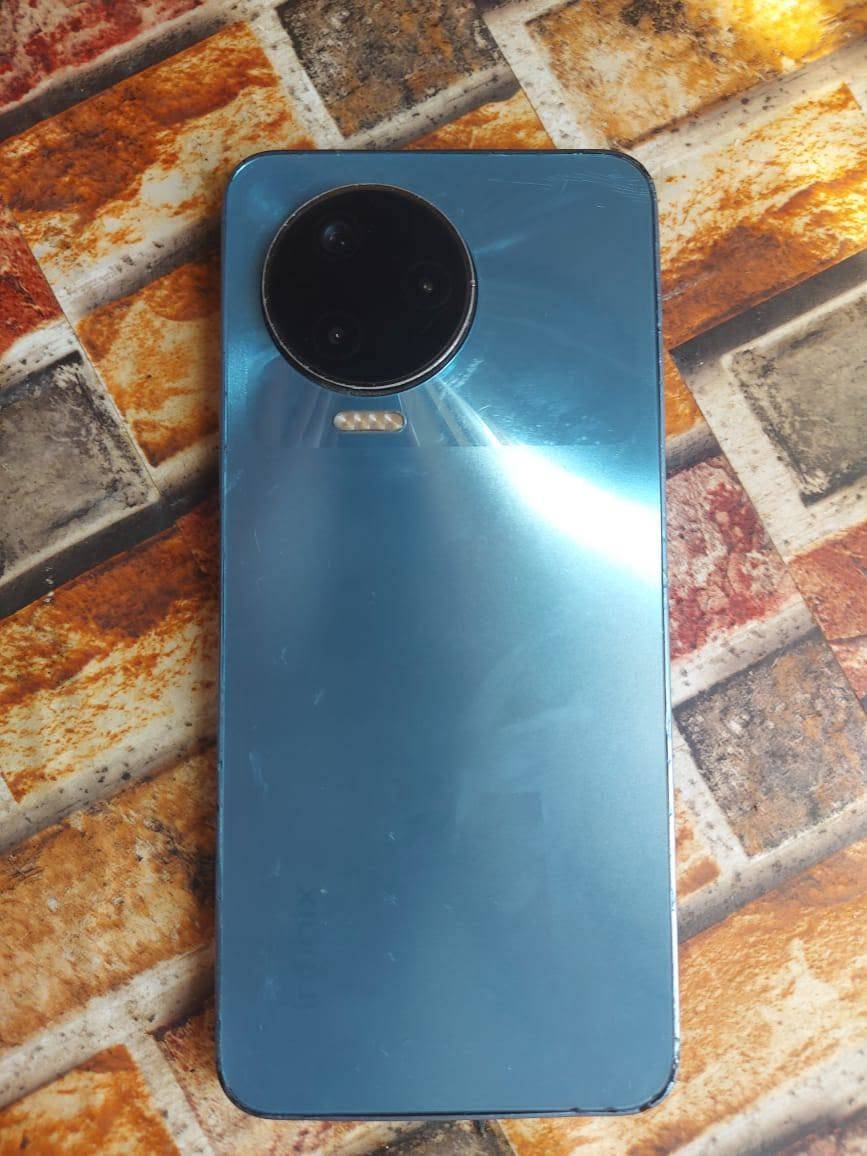 موبايلInfinix NOTE 12 PRO
ذاكره:256
رام:13 
كامره :108بكسل
استبدال :شاشه فقط 
60 فريم ببجي والالعاب الباقيه 90 فما فوق 
السعر :165 وبي مجال للشراي 
تواصل واتس:***********
العنوان نجف حي الميلاد مجاور جامع ابا الفضل العباس
