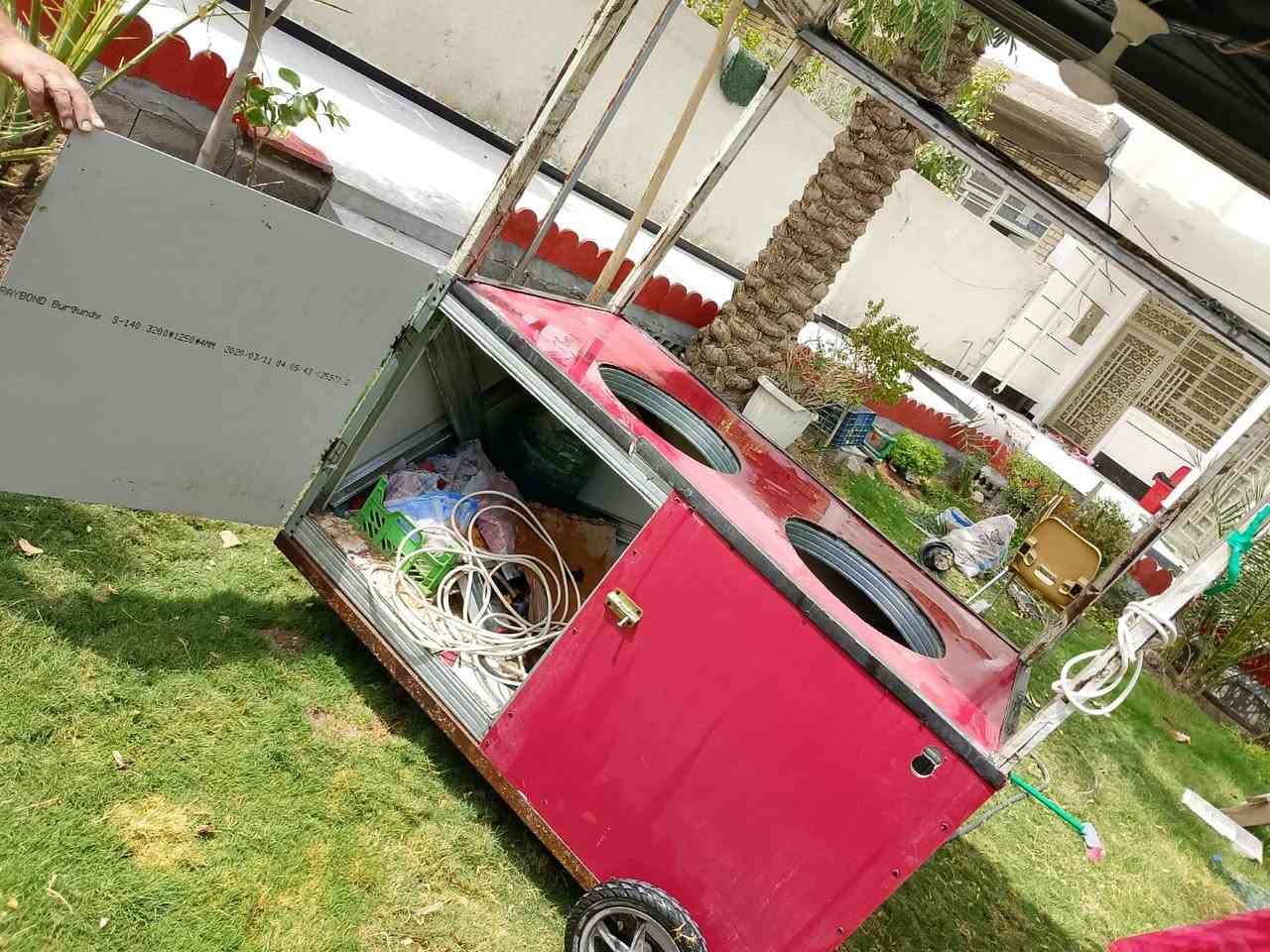 عربانة لبلبي وباگلة للبيع ... انشاء حديد نظيفة ومرتبة مع طباخ ثابت وتأسيس كهربائي بسيط .... السعر 190 وبيها مجال
العنوان كربلاء خلف حامعة العميد  
*********** واتساب او ماسنحر .
