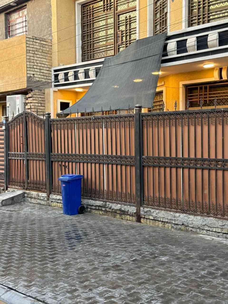 سلام عليكم 
بيت للبيع طابو زراعي قرار 117
مساحه 100 متر مربع 10×10
البيت بل زعفرانية السده بستان علاي 
سعر على الخاص 
هاذ رقم تلفوني ***********
