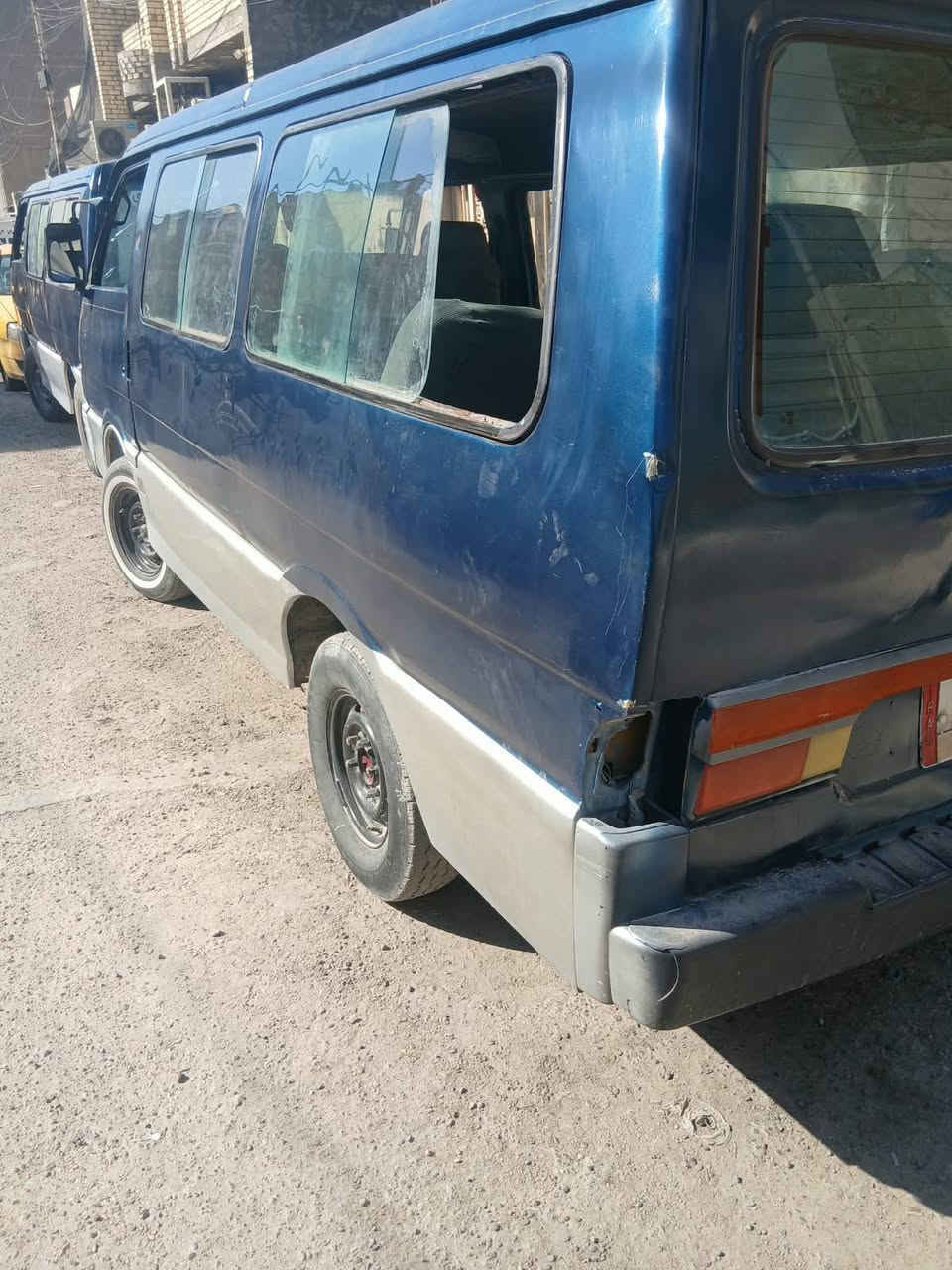 السلام عليكم مرخصت امدير الكروب عندي بسته ٩٤بابل الماني خير من الله كبل الشارع كهربايات  كير مكينه شواصل حلوات مقبوله السياره مابيه عيب تحويل وكاله رقمه بابل السياره بغداد البياع قرب تقاطع درويش  السعر ٢٥ وبيه مجال الطيبين رقم الهاتف*********** واتساب  تصال
