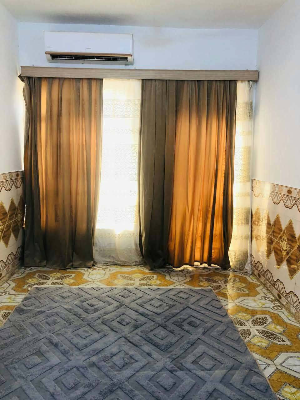 بيت للبيع سدة الدفاس.. خلف مبرة الايتام..الشارع الأول.
100 متر بناء ٢٠٢٤ طابق واحد..
علما ان المنطقة تتوفر فيها الخدمات
ماء وكهرباء ومجاري وارصفة.
السعر 55 وبي مجال بسيط
