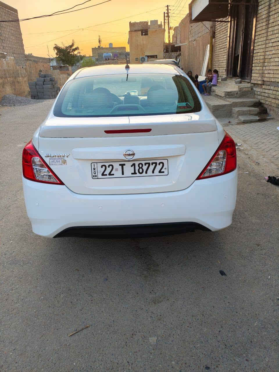 سني 2025 ماشيه 29 سياره بعدها على وضع الشركه بيها بالدوسه ضربة حصوايه فقط والباقي كفاله عامه مدوشمه الأرضية جلد والكشنات تلبيسة سياره بسم عربي تحويل مضمون والسعر 118بيها مجال بسيط وبالعافيه على الياخذها سياره جديدة مكانها بغداد حي تونس***********
