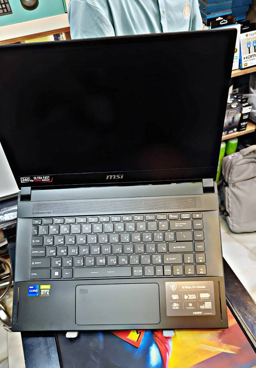 السلام عليكم
لابتوب كيمنك للبيع 
لابتوب MSI STEALTH GS66  (جيل الثاني عشر ) للبيع 
المعالج core i7 -12700H (الجيل ثاني عشر)
الرام  (ddr5)  حجم 16GB  قابل للتطوير
الهارد (Ssd) 512 ssd  m.2  اللي يعتبر من اسرع انواع الهاردات 
كرت الشاشة الخارجي (Nvidia Geforce RTX 3070 TI) حجم 8 كيكا 
الشاشه حجم 15.6 انج ضد التوهج  والانعكاس  
نظافة تصل الى 98%
يحتوي كل 3 فانات قوية  للتبريد ❄️ 🌬️
 يحتوي على سماعتين ستيريو مدمجتين (Stereo Speakers)🔊🔊
باتري ليثيوم 6 خلايا شحن سريع 240 واط وشاحنته الاصليه 
  كيبورد ضوئي  فول RGB 7 الوان ليزري وبيهه منفذ تايب سي ورام وسيم كرت وكامره دقة 1080 الحاسبه مستخدمه شي قليل شخط واحد ‏ مابيه
بطارية 5 ساعات أو اكثر وحسب الاستخدام 
 بطارية قوية 🔋
  ‏وزن الابتوب خفيف ومناسب للتنقل
  ‏+
  ‏هدية 🎁
(ماوس+شاحنة اصلية 240W شحن سريع)
+++
هدية مع الابتوب
3 العاب+لعبة ببجي 120 فريم 
  ‏+
برامج
Microsoft office 2025
AUTOCAD 2025
PHOTOSHOP 2025

وافق ادمن❤️❤️
واتساب 
***********‬‏
