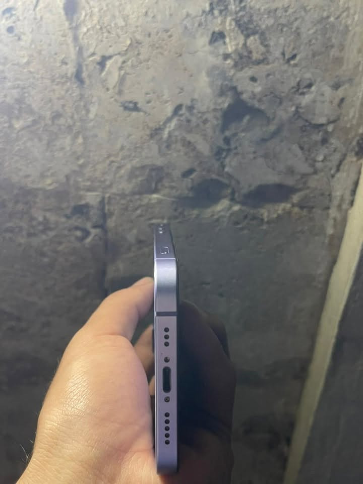 📱 للبيع – iPhone 12 | 128GB
✨ جهاز نظيف جداً، أخو الجديد، مرتب ويشتغل بسلاسة.

✅ ذاكرة 128GB

✅ شاشة أصلية مبدلة

✅ بطارية أصلية مبدلة

✅ Face ID شغال 100%

✅ جميع الوظائف شغالة بدون أي مشاكل

✅ الجهاز جاهز للاستخدام وما يحتاج أي صرف

📍 العنوان: بغداد 

*********** رقم بي واتساب
