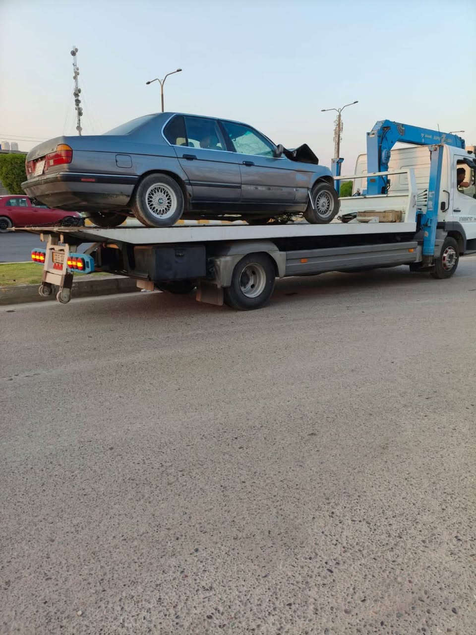 السلام عليكم للبيع bmw 730i v8
فول مواصفات 
غرفتها جلد كهرباء جديدة
كشنات خزن ميموري 
دبل ايرباك دبل جكمجة 
رقم بغداد تحويل مباشر 
صدر خلفي وامامي جديد 
مكانها بالفلوجة ابيع على حادثها 
السعر 30 وبيها مجال 
***********

