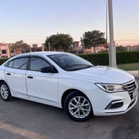 للبيع mg5استندر ٢٤ سياره جديده وضع شركه ماشيه 56الف  مكفوله كفاله عامه...
