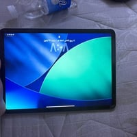 آيباد اير M1 • ٦٤ جيجا • بطارية ٩٣٪